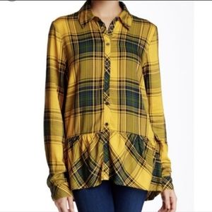 Kensie Yellow Green Plaid Peplum Top size Medium